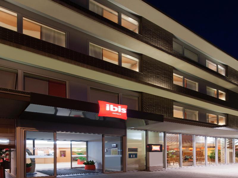 Ibis Barcelona Aeropuerto Viladecáns Eksteriør bilde